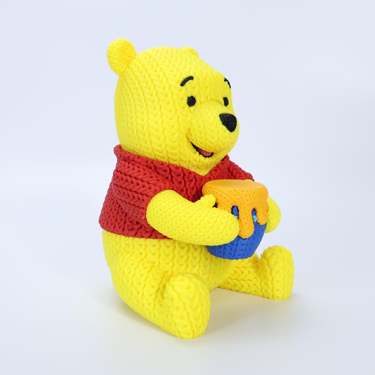 Cozy Knit-Style Honey Bear Figure – 3D Printed Collectible