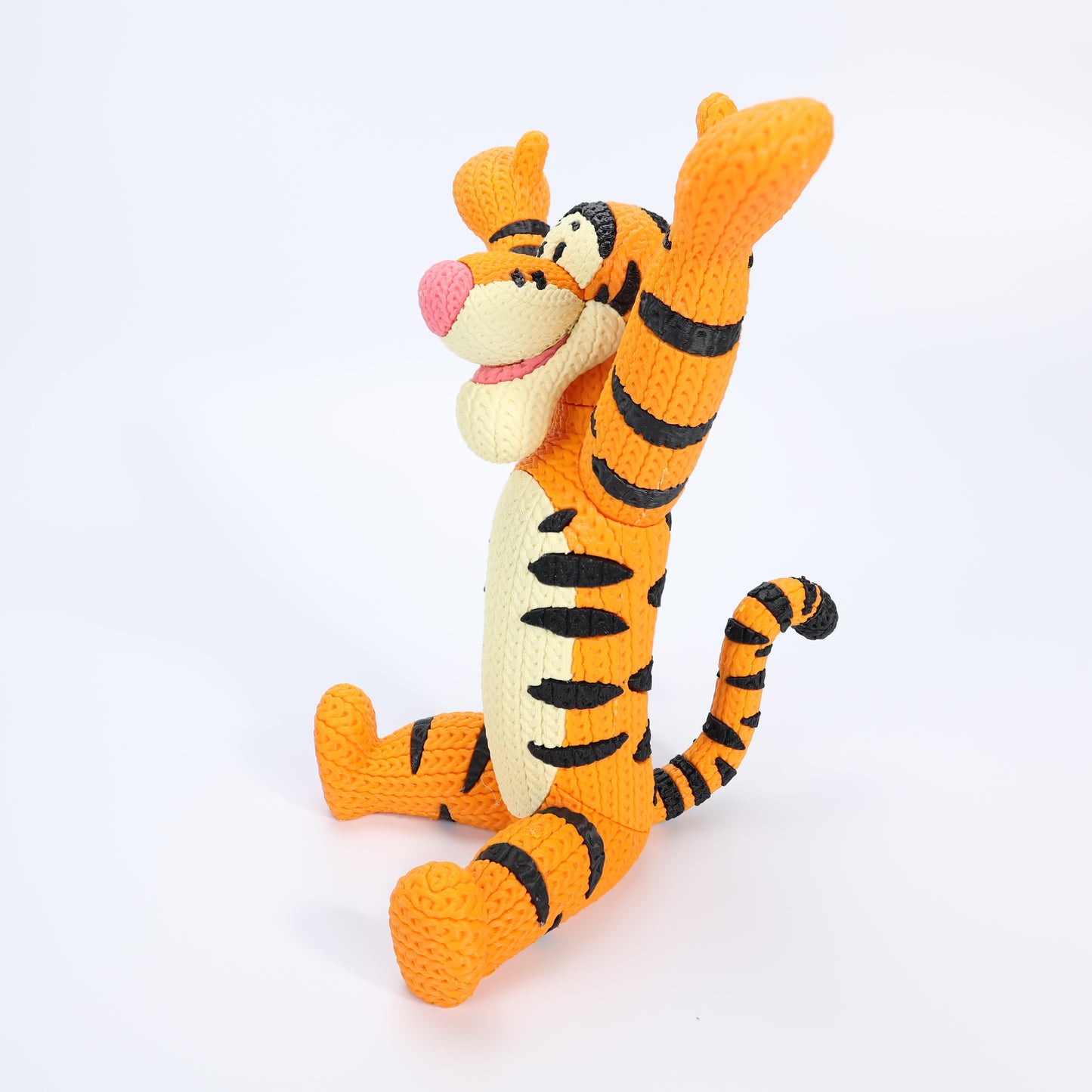 Cozy Knit-Style Bouncy Tiger Figure – 3D Printed Collectible